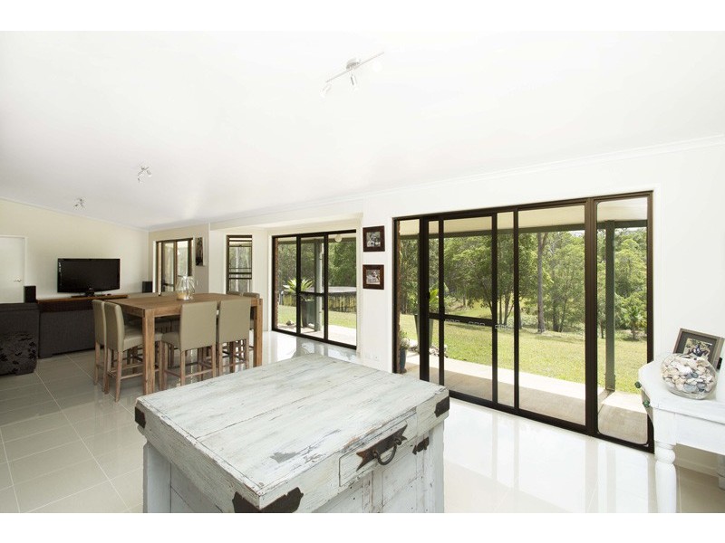 80 Hawk Road, Pomona QLD 4568