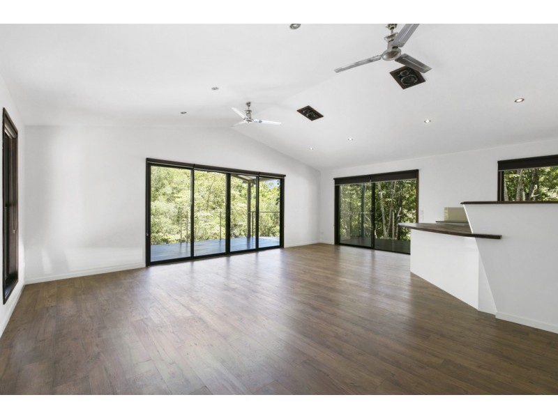 60 Highfield Rise, Pomona QLD 4568