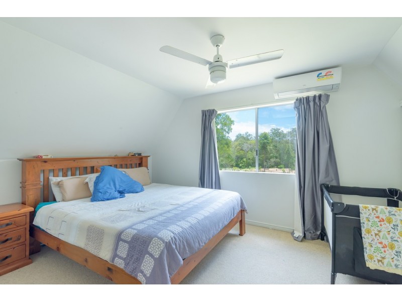 365 Louis Bazzo Dr, Pomona QLD 4568