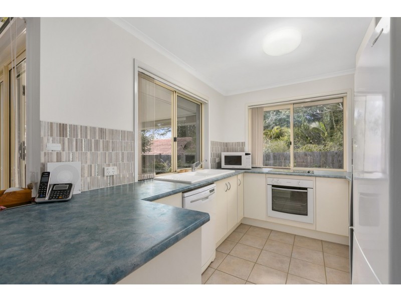 9 Meridan Ct, Pomona QLD 4568