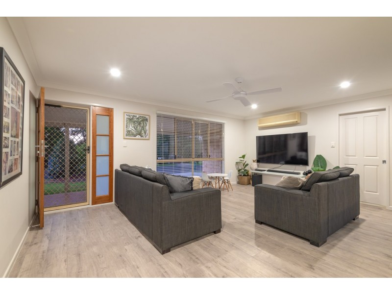 10 Meridan Court, Pomona QLD 4568