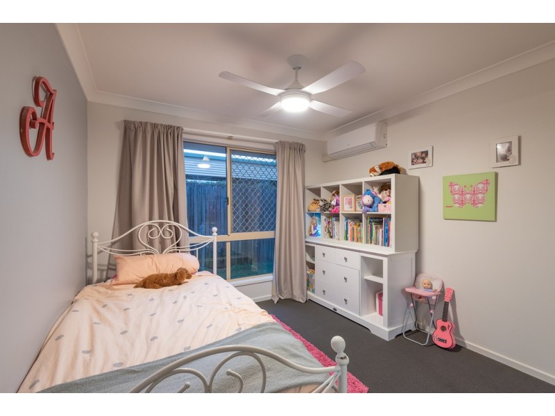 10 Meridan Court, Pomona QLD 4568
