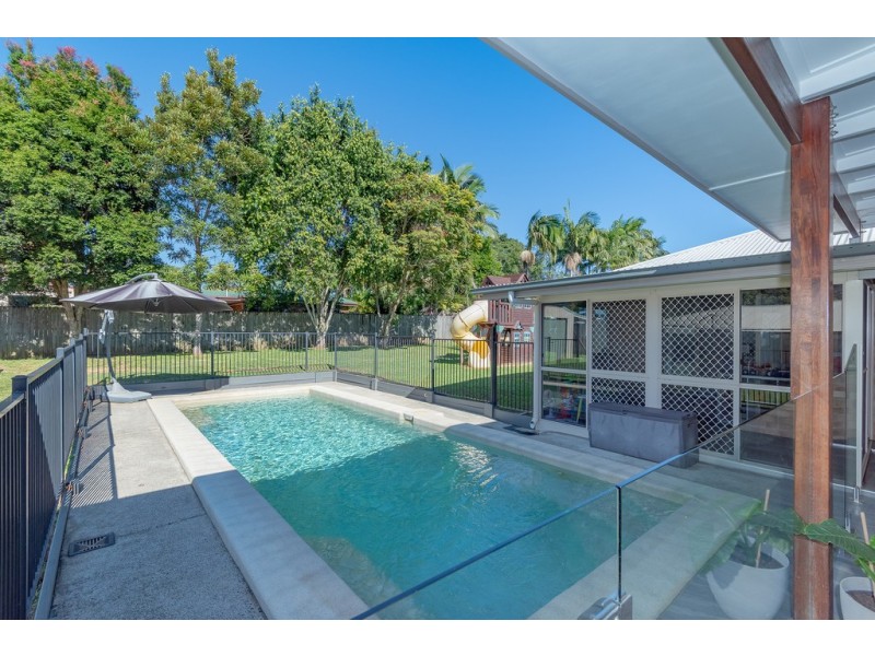10 Meridan Court, Pomona QLD 4568