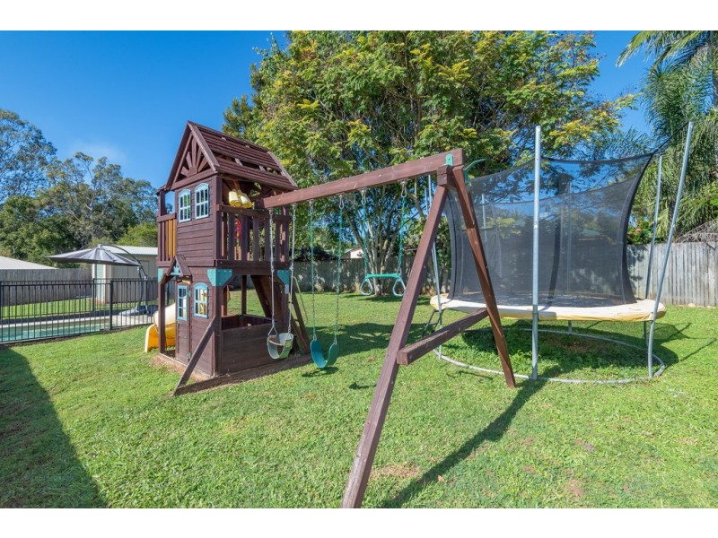 10 Meridan Court, Pomona QLD 4568