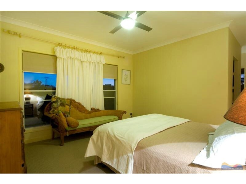 6 Orana Ave, Pomona QLD 4568