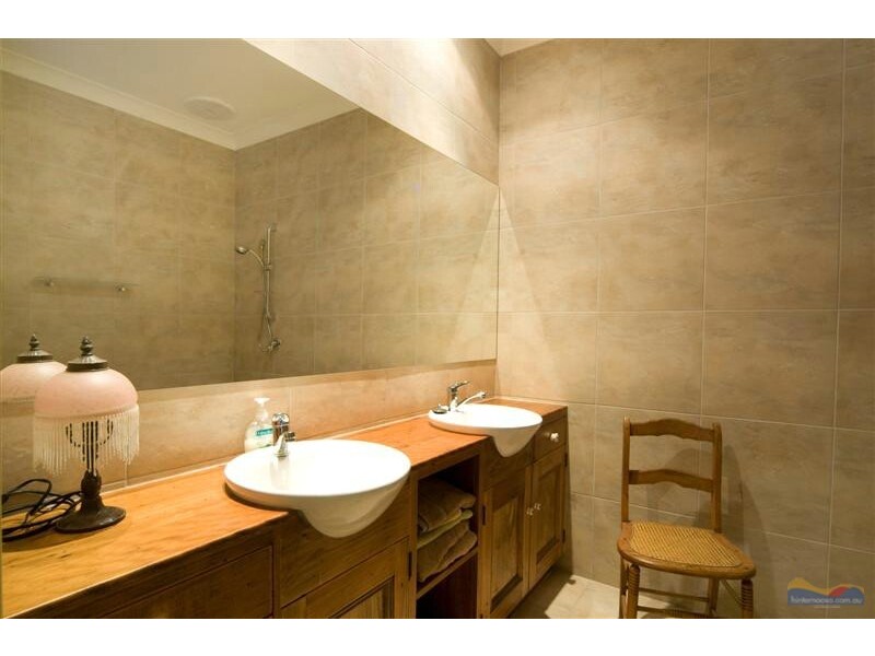 6 Orana Ave, Pomona QLD 4568