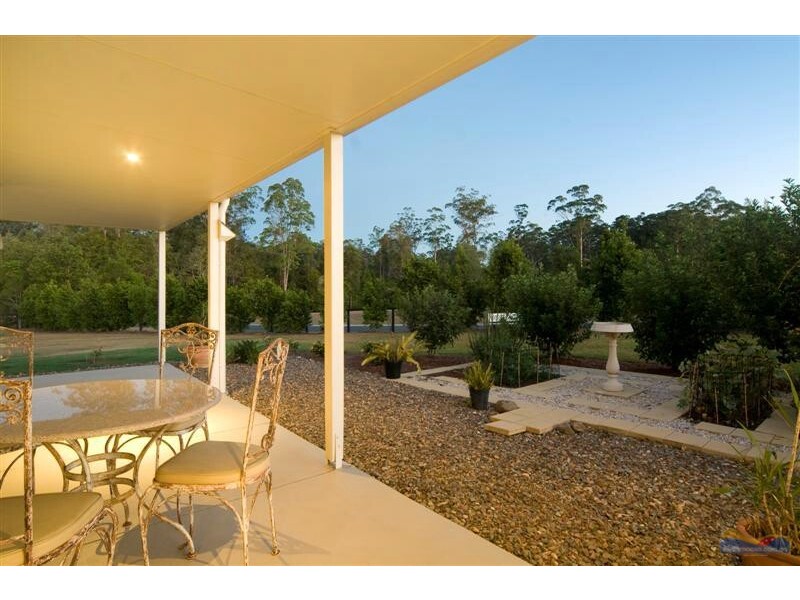 6 Orana Ave, Pomona QLD 4568