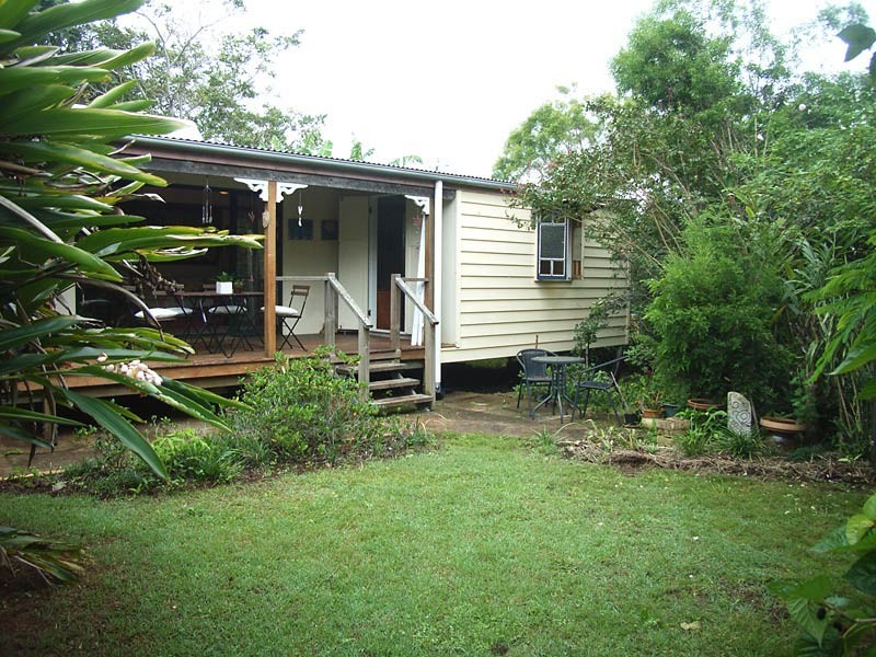 42 Pavilion Street, Pomona QLD 4568