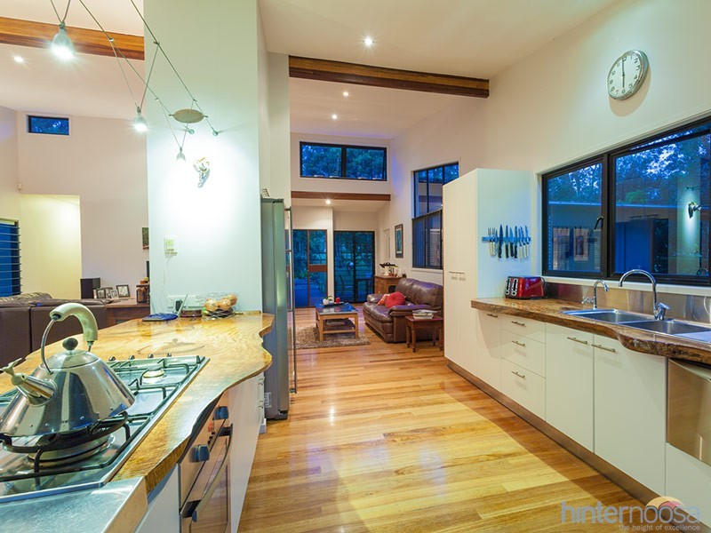 61 Pavilion St, Pomona QLD 4568