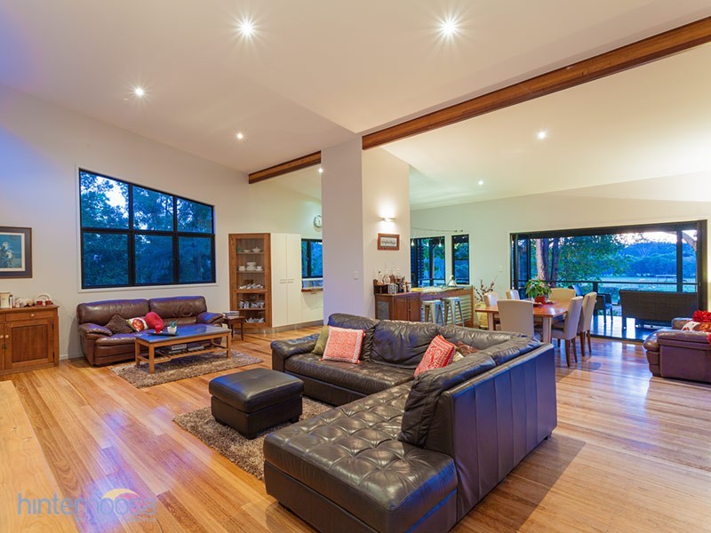 61 Pavilion St, Pomona QLD 4568