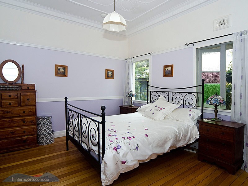 11 Pine St, Pomona QLD 4568