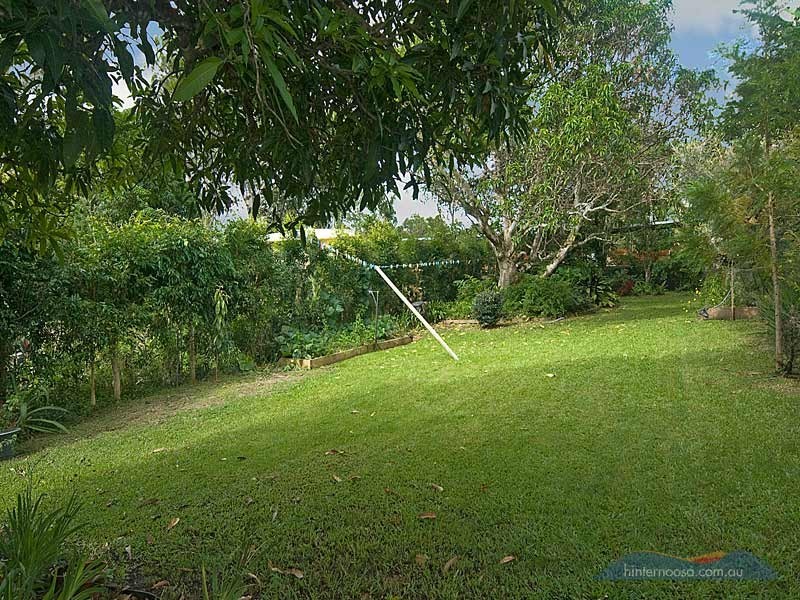 11 Pine St, Pomona QLD 4568