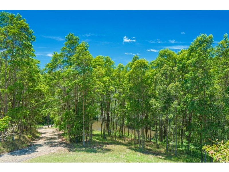 34 Pioneer Road, Pomona QLD 4568