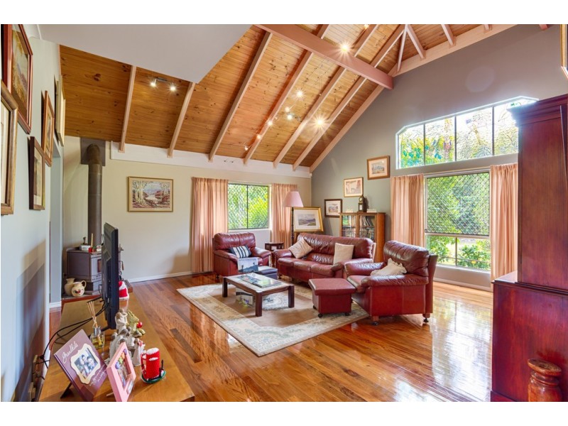 55 Pioneer Road, Pomona QLD 4568