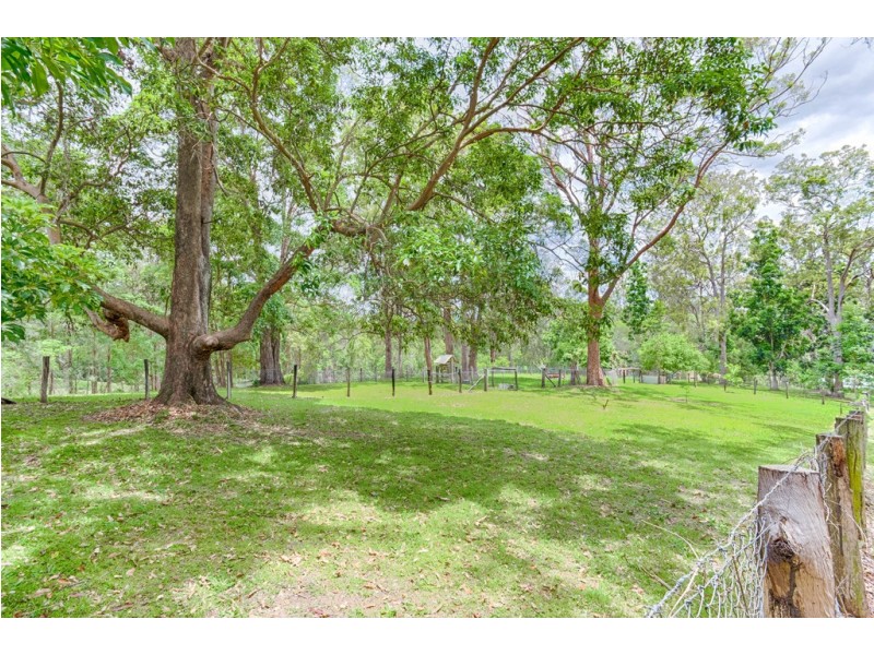 55 Pioneer Road, Pomona QLD 4568