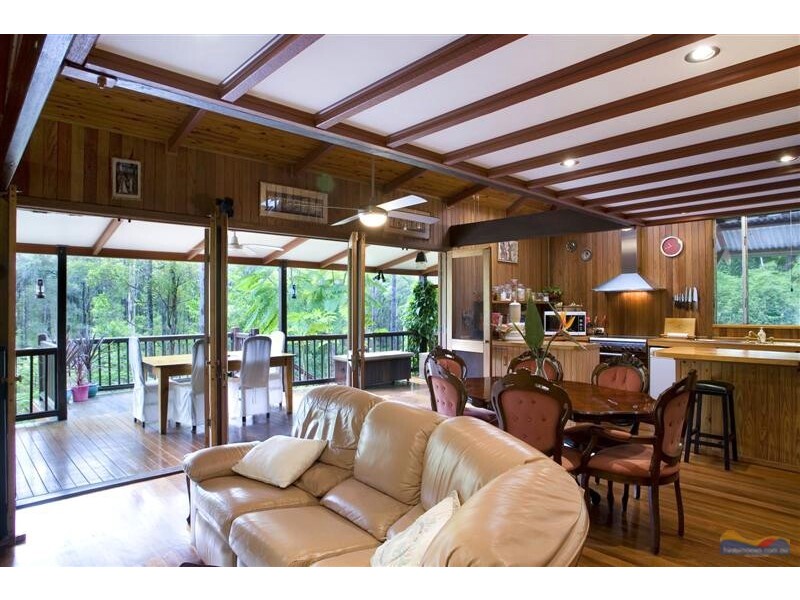 161 Pioneer Rd, Pomona QLD 4568