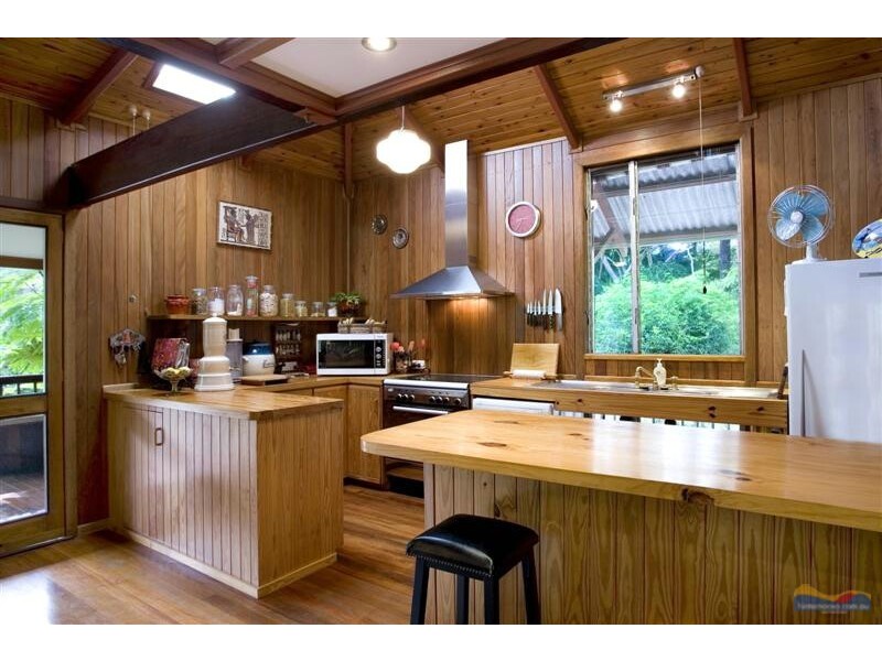 161 Pioneer Rd, Pomona QLD 4568