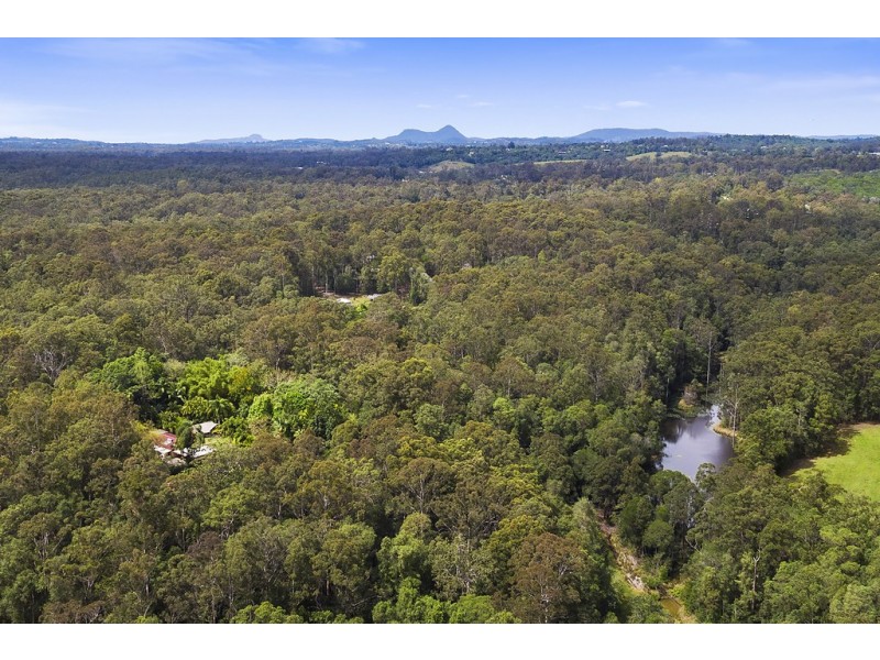 69 Scotts Drive, Pomona QLD 4568