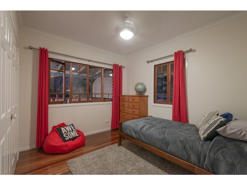 5 Settlers Rise, Pomona QLD 4568