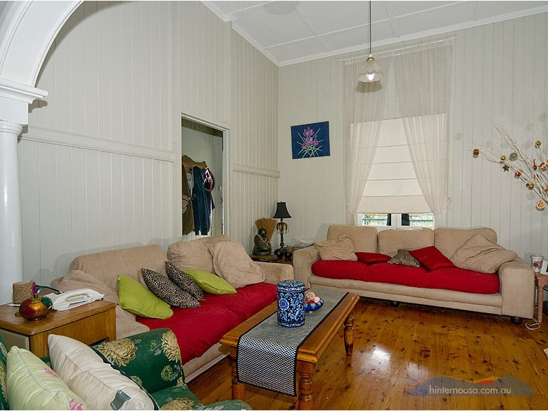 25 Station St, Pomona QLD 4568