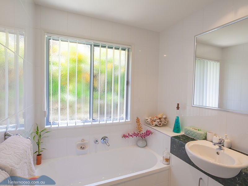 11 Whistler Way, Pomona QLD 4568