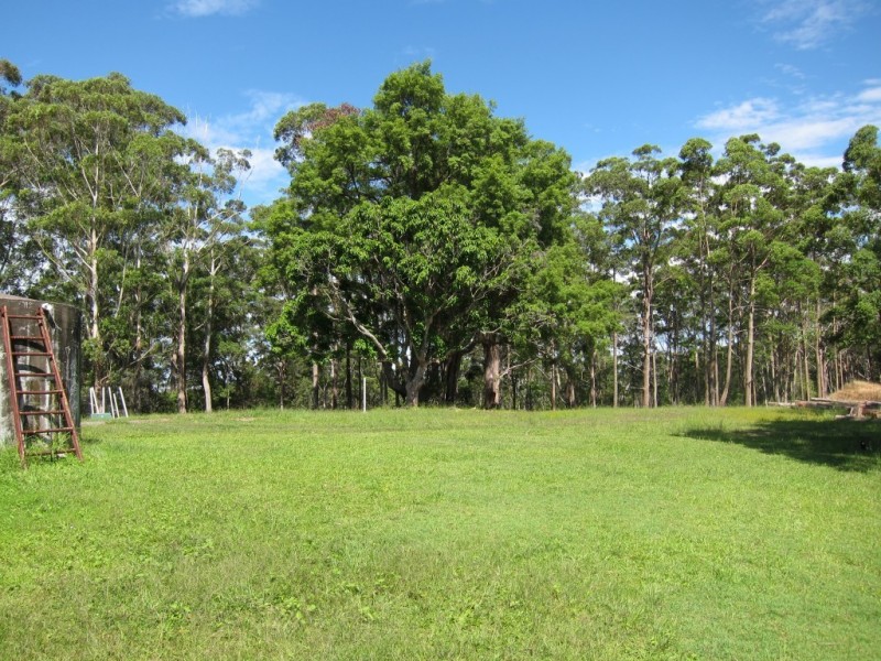 18 Dean Rd, Verrierdale QLD 4562