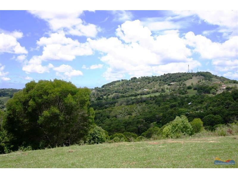 528 Black Mountain Rd, Cooroy QLD 4563