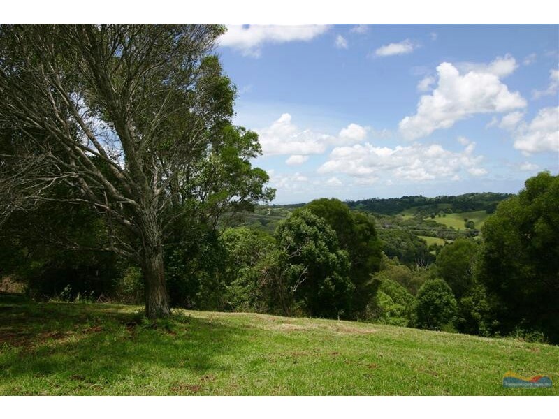 528 Black Mountain Rd, Cooroy QLD 4563