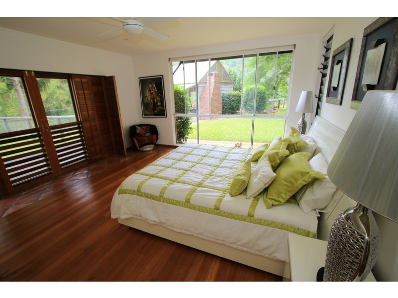 111 Lukes Rd, Cooroy Mountain QLD 4563