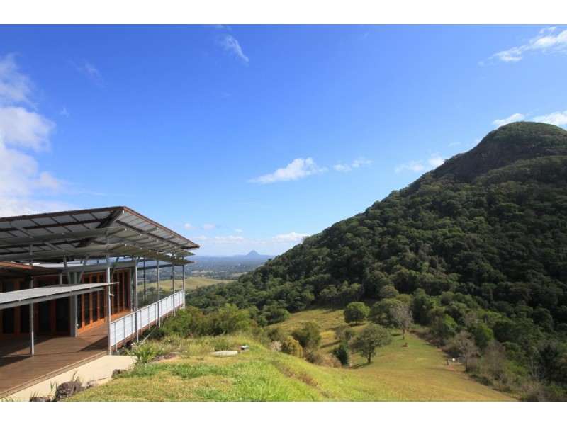 111 Lukes Rd, Cooroy Mountain QLD 4563