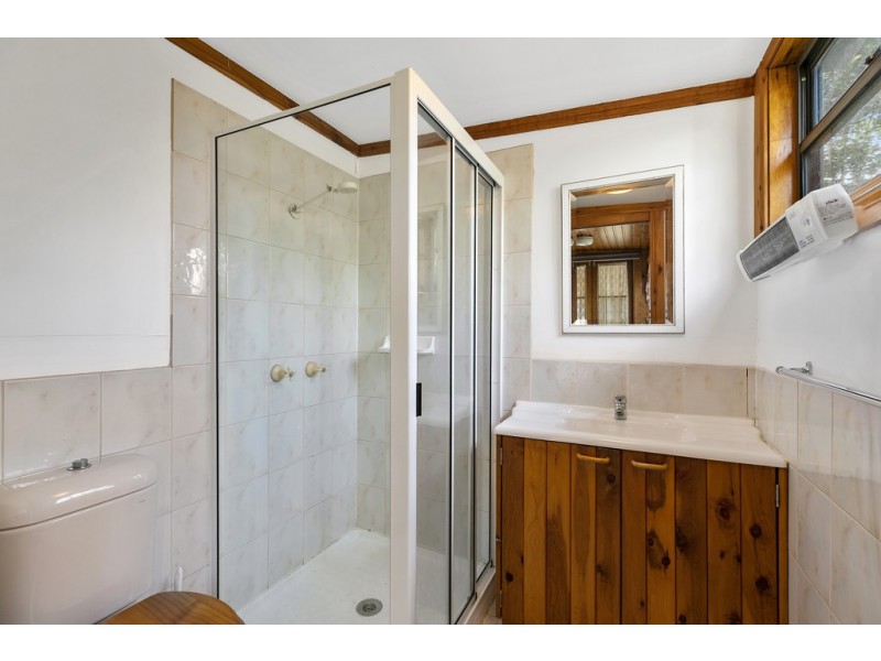 97 Poulsen Road, Carters Ridge QLD 4563