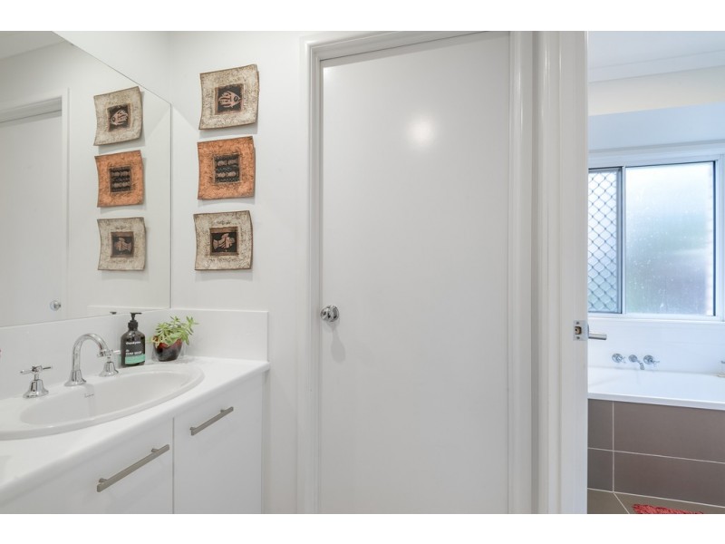 2 Gerrygone Place, Pomona QLD 4568