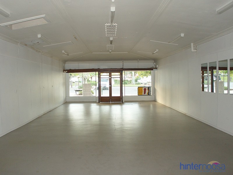 6 Memorial Ave, Pomona QLD 4568