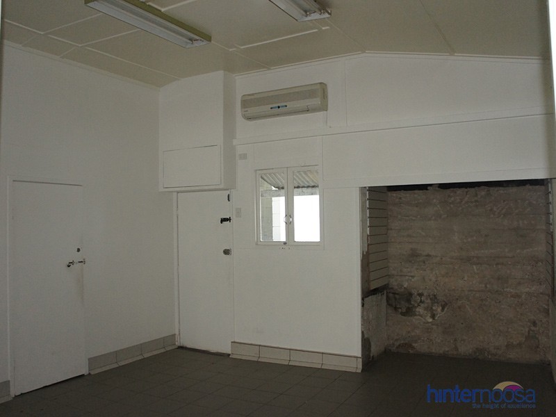 6 Memorial Ave, Pomona QLD 4568