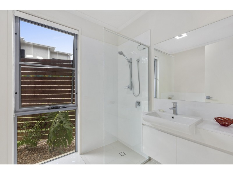 12 Whistler Way, Pomona QLD 4568