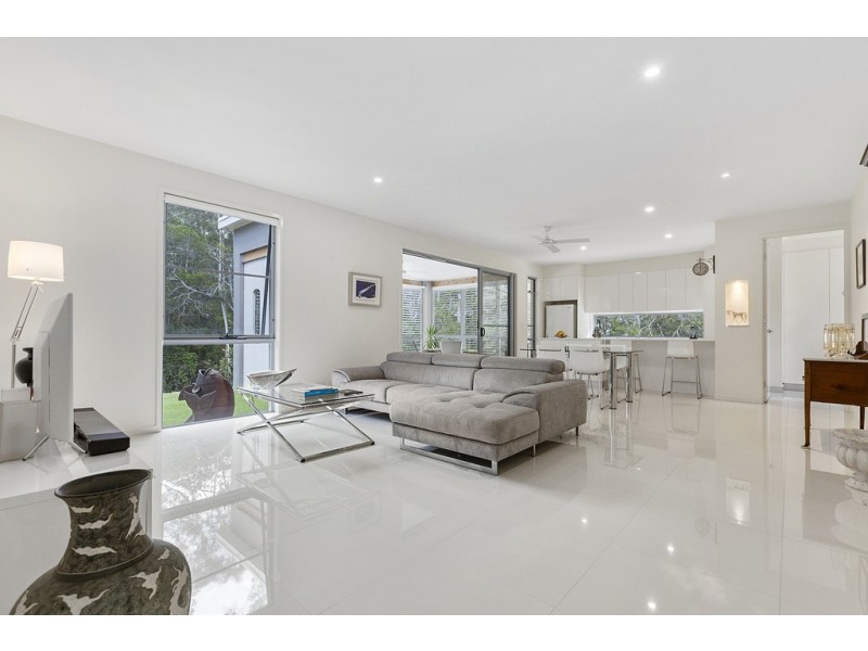 12 Whistler Way, Pomona QLD 4568