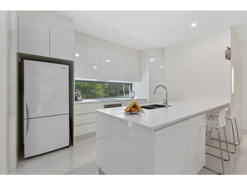 12 Whistler Way, Pomona QLD 4568