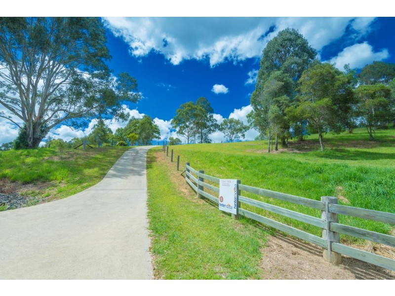 54 Magpie Lane, Black Mountain QLD 4563