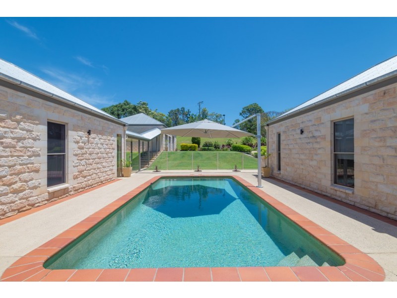 304 Cooroy Belli Creek Rd, Cooroy QLD 4563