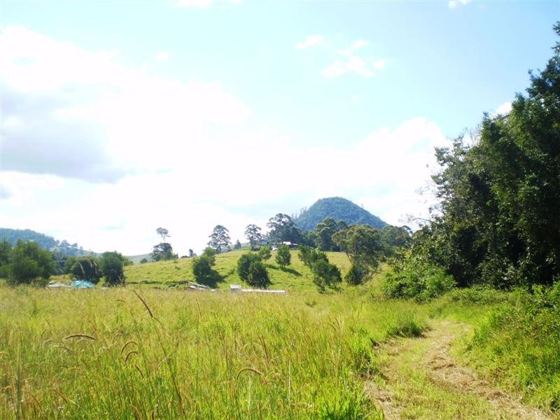 106, L12 Willawong Pl, Cooran QLD 4569