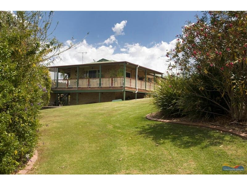 26 Saunders Dve, Cooran QLD 4569