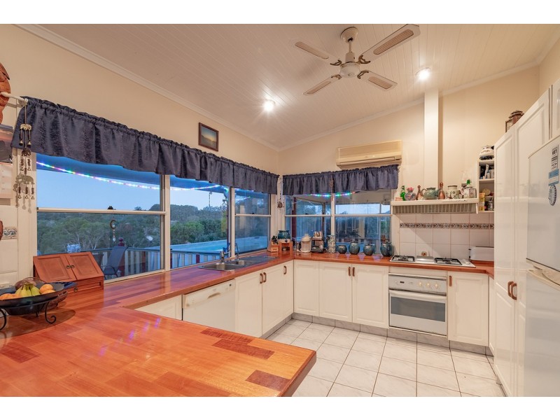 34 Saunders Drive, Cooran QLD 4569