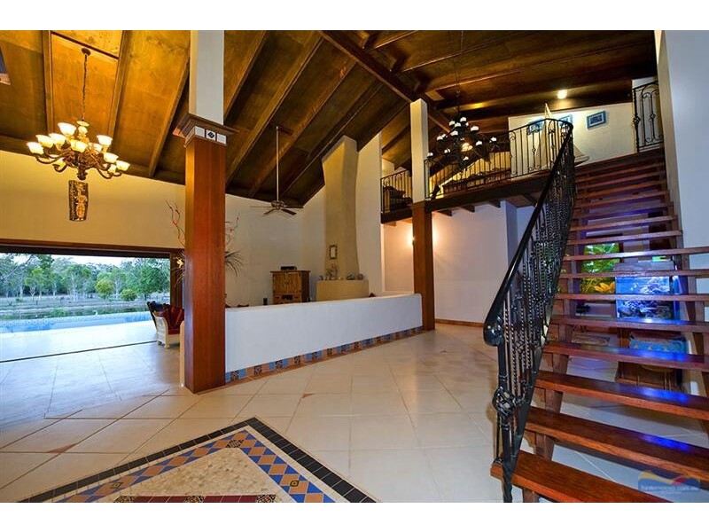 274 Illoura Drive, Cooroibah QLD 4565