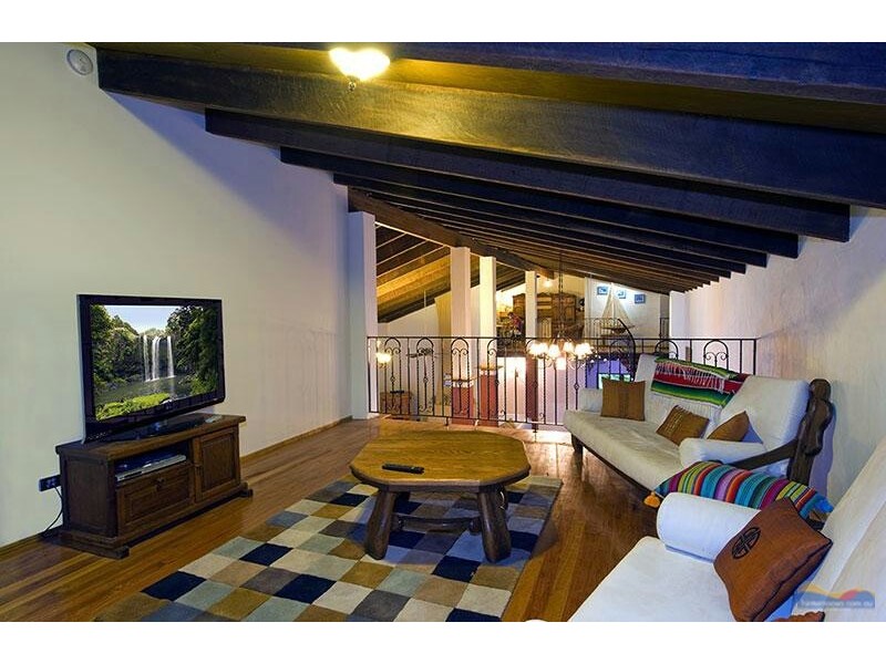 274 Illoura Drive, Cooroibah QLD 4565