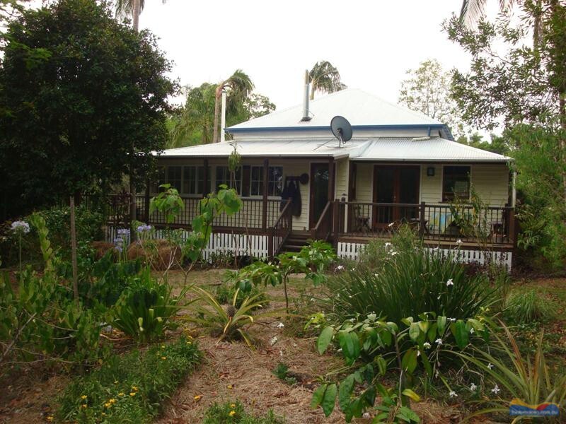 8 Lenske Lane, Cooran QLD 4569