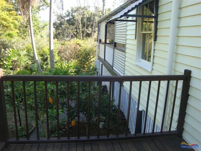 8 Lenske Lane, Cooran QLD 4569