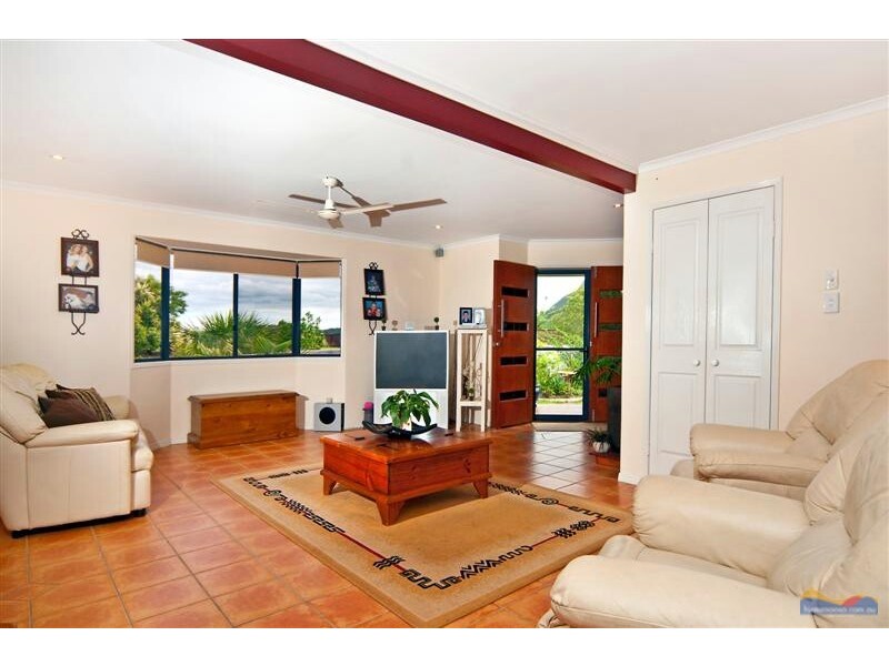 30 Risley Crt, Cooran QLD 4569