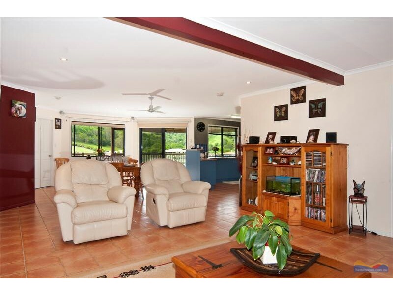 30 Risley Crt, Cooran QLD 4569