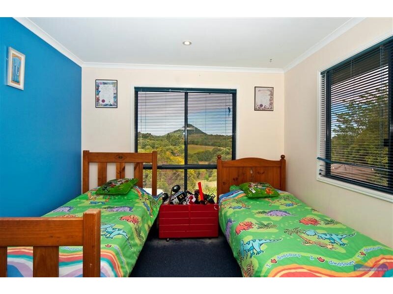 30 Risley Crt, Cooran QLD 4569