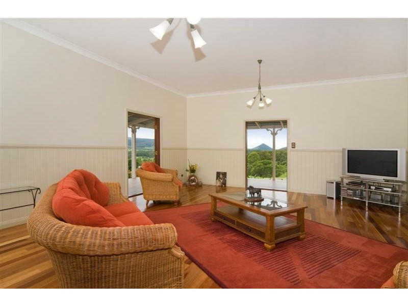 35 Flindersia Drive, Traveston QLD 4570